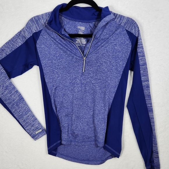 Danskin Now Activewear Blue Long Sleeve 1/2 semi-fitted jacket. Size XS (0-2) - Picture 1 of 8